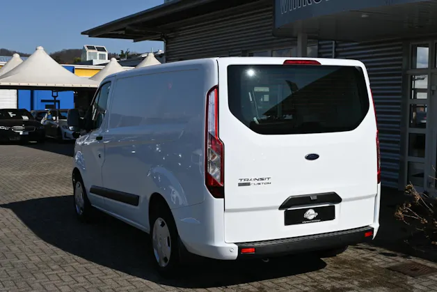 FORD Transit Custom Van 320 L1H1 Basis 3-Plätzer (CH Auto)