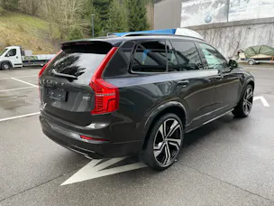 VOLVO XC90 B5 Diesel Mild Hybrid AWD Ultimate Dark Geartronic - 7 Sitzer