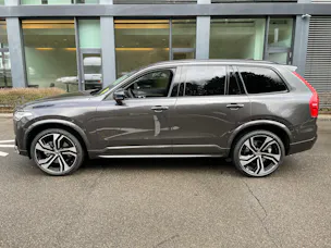 VOLVO XC90 B5 Diesel Mild Hybrid AWD Ultimate Dark Geartronic - 7 Sitzer