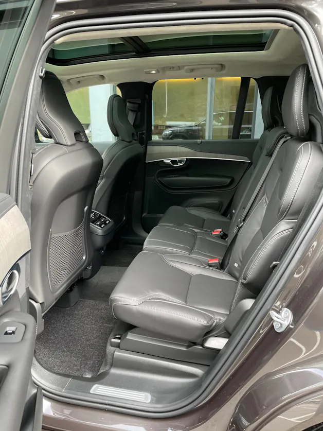 VOLVO XC90 B5 Diesel Mild Hybrid AWD Ultimate Dark Geartronic - 7 Sitzer