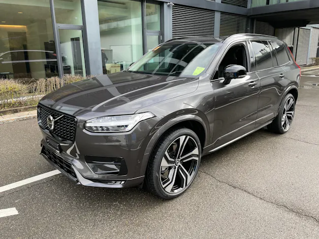 VOLVO XC90 B5 Diesel Mild Hybrid AWD Ultimate Dark Geartronic - 7 Sitzer