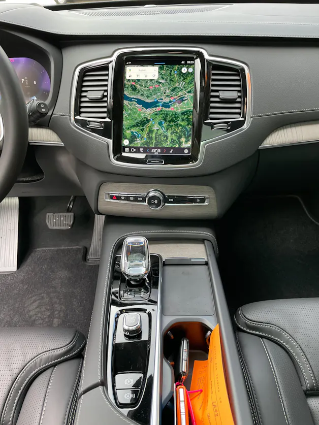 VOLVO XC90 B5 Diesel Mild Hybrid AWD Ultimate Dark Geartronic - 7 Sitzer