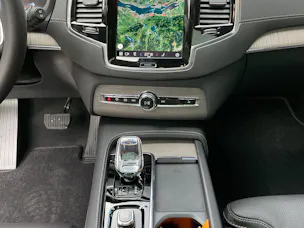 VOLVO XC90 B5 Diesel Mild Hybrid AWD Ultimate Dark Geartronic - 7 Sitzer