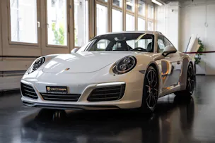 PORSCHE 911 Carrera S PDK