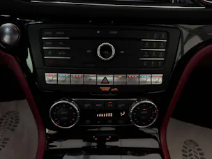 MERCEDES-BENZ SL 500 9G-Tronic