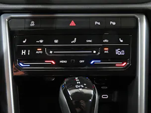 VW T-Roc 1.5 TSI EVO Life DSG (Automat)