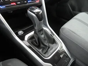 VW T-Roc 1.5 TSI EVO Life DSG (Automat)