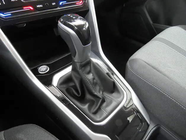 VW T-Roc 1.5 TSI EVO Life DSG (Automat)