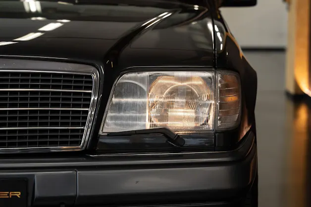 MERCEDES-BENZ E 320 Cabrio