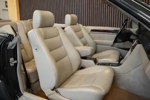 MERCEDES-BENZ E 320 Cabrio