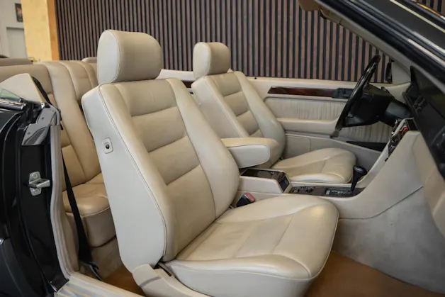 MERCEDES-BENZ E 320 Cabrio