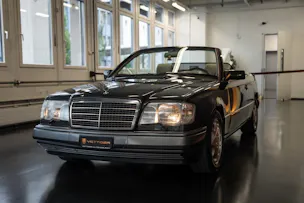 MERCEDES-BENZ E 320 Cabrio