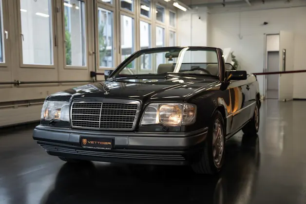 MERCEDES-BENZ E 320 Cabrio
