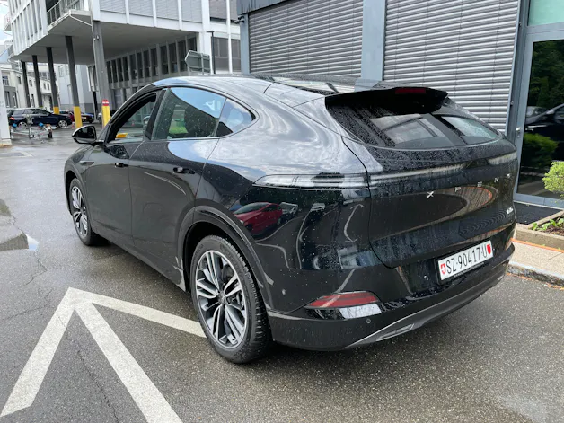 XPENG G6 87,5kWh Performance AWD