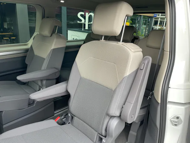 VW Multivan 1.5 eHybrid Life Lang 4Motion DSG