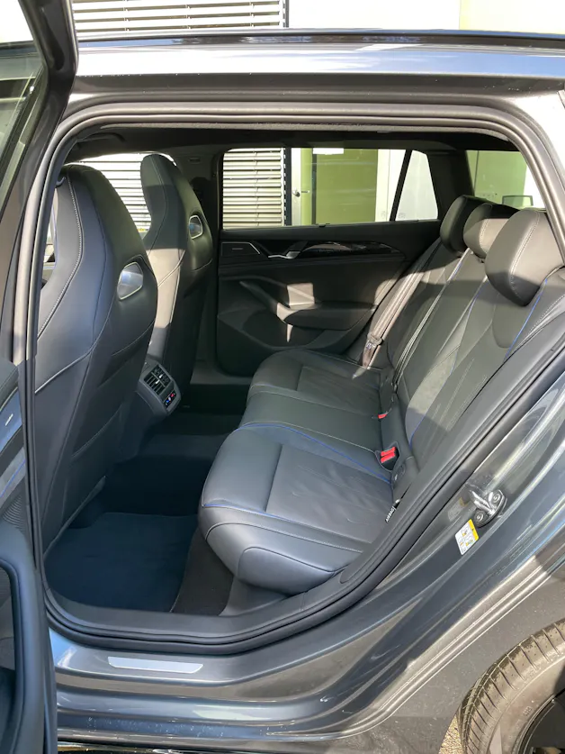 VW Passat Variant 1.5e TSI R-Line DSG