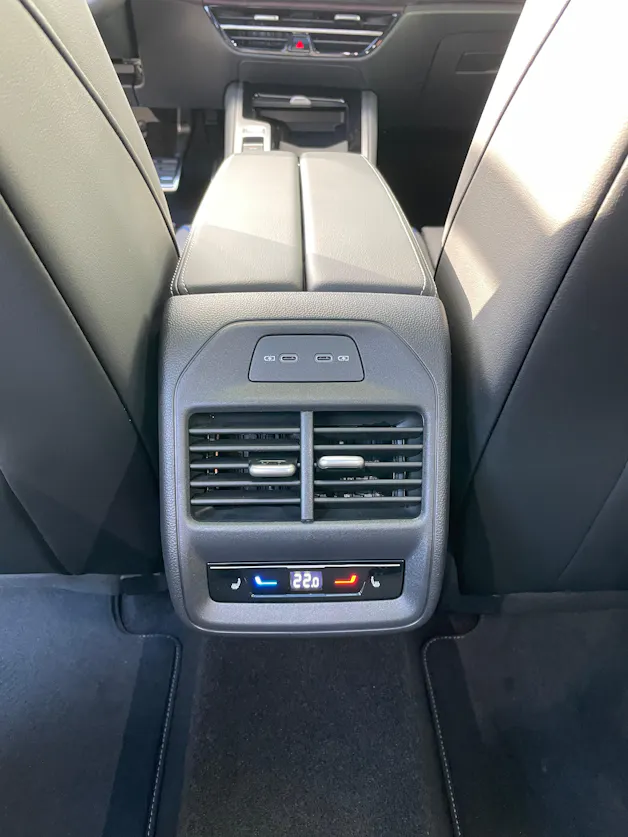 VW Passat Variant 1.5e TSI R-Line DSG