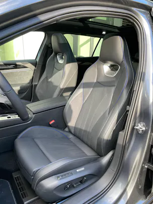 VW Passat Variant 1.5e TSI R-Line DSG