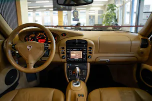 PORSCHE 911 Turbo