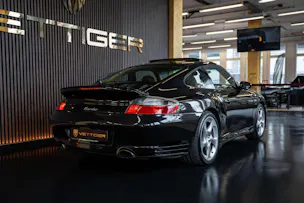PORSCHE 911 Turbo