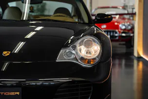 PORSCHE 911 Turbo