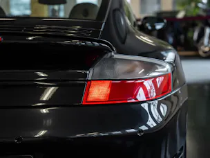 PORSCHE 911 Turbo