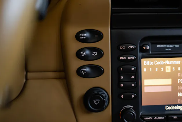 PORSCHE 911 Turbo