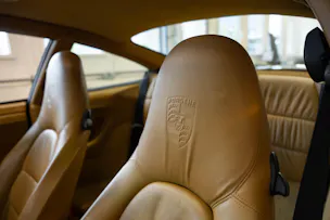 PORSCHE 911 Turbo