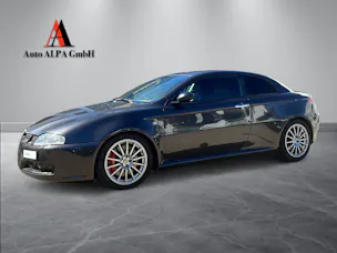 ALFA ROMEO GT 3.2 V6 Distinctive – ITALIENISCHE ELEGANZ MIT V6-CHARAKTER | DISTINCTIVE-AUSFÜHRUNG |
