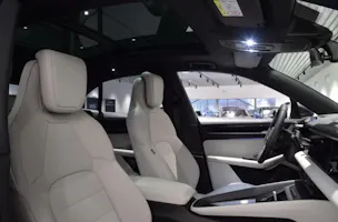 PORSCHE Macan 4 100kWh