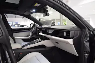 PORSCHE Macan 4 100kWh