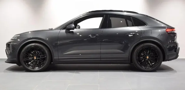 PORSCHE Macan 4 100kWh