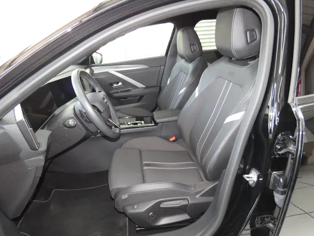 OPEL Astra 1.6 PHEV Turbo Swiss Plus Automat