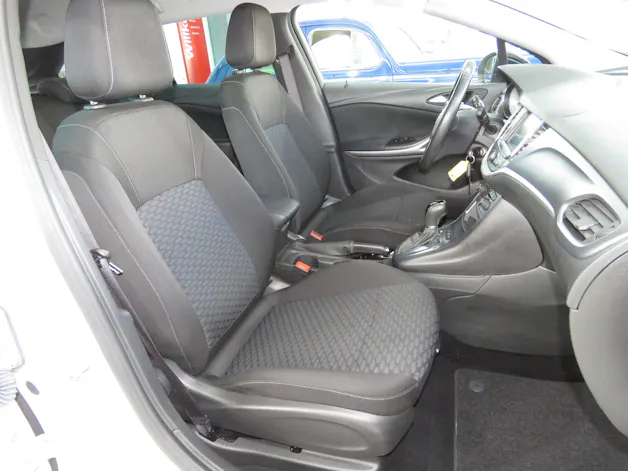 OPEL Astra Sports Tourer 1.4i Turbo Elegance (Automat)