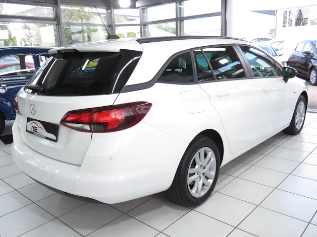 OPEL Astra Sports Tourer 1.4i Turbo Elegance (Automat)