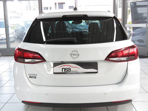 OPEL Astra Sports Tourer 1.4i Turbo Elegance (Automat)