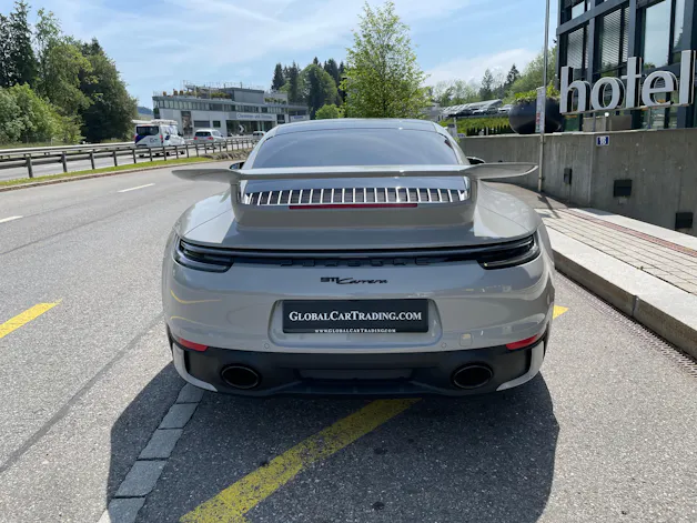 PORSCHE 911 Carrera PDK mit Aerokit