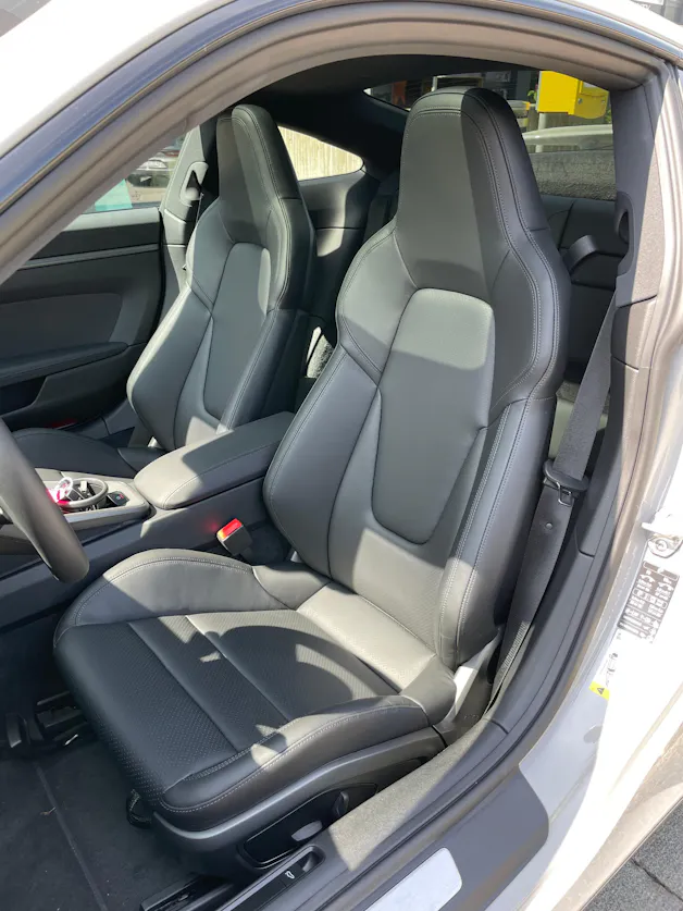 PORSCHE 911 Carrera PDK mit Aerokit