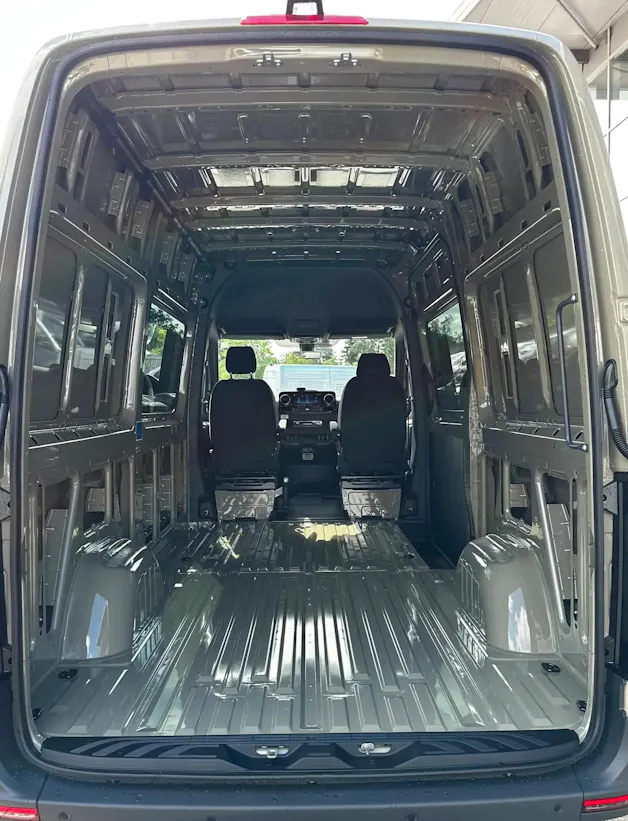 MERCEDES-BENZ Sprinter 319 CDI Lang 9G-TRONIC 4x4