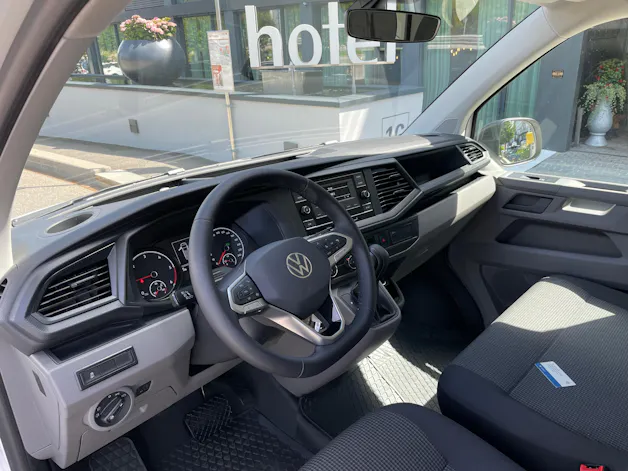 VW T6.1 2.0 TDI DSG 4 Motion Langer Radstand