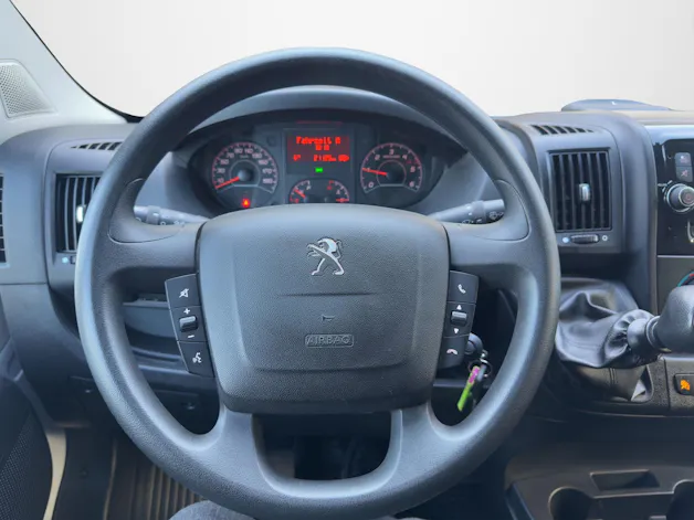 PEUGEOT Boxer 2.2 HDI 335 Premium L3H2
