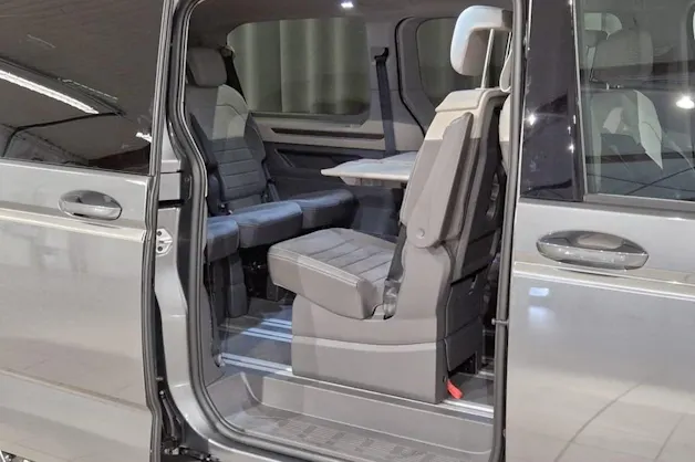 VW Multivan 1.5 eHybrid Style Lang DSG