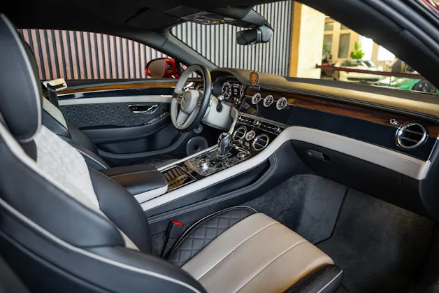BENTLEY Continental GT 6.0 W12