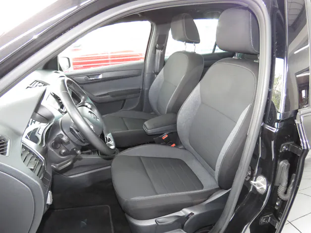 SKODA Fabia 1.0 TSI Drive DSG (Automat)