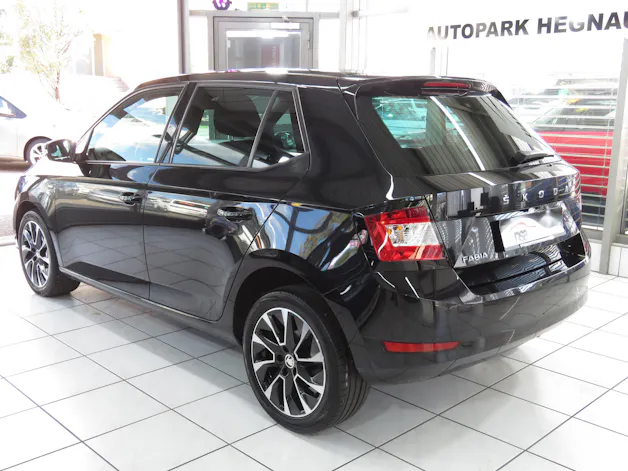 SKODA Fabia 1.0 TSI Drive DSG (Automat)