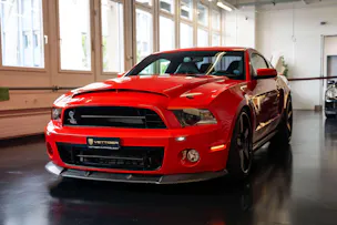 FORD MUSTANG Shelby GT 500 SuperSnake