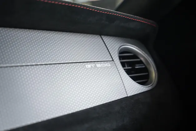 FORD MUSTANG Shelby GT 500 SuperSnake