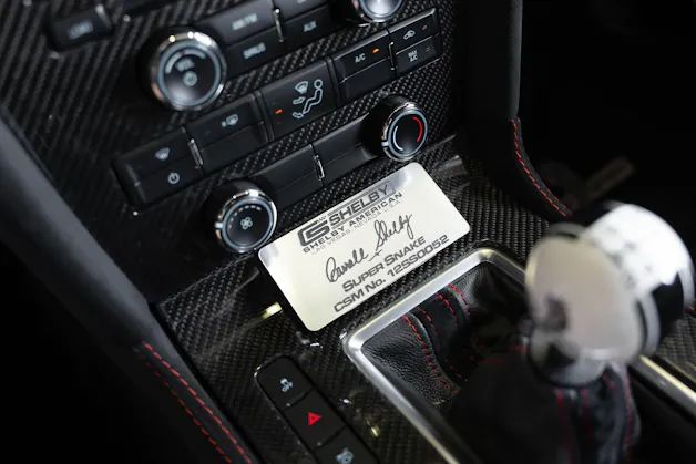 FORD MUSTANG Shelby GT 500 SuperSnake
