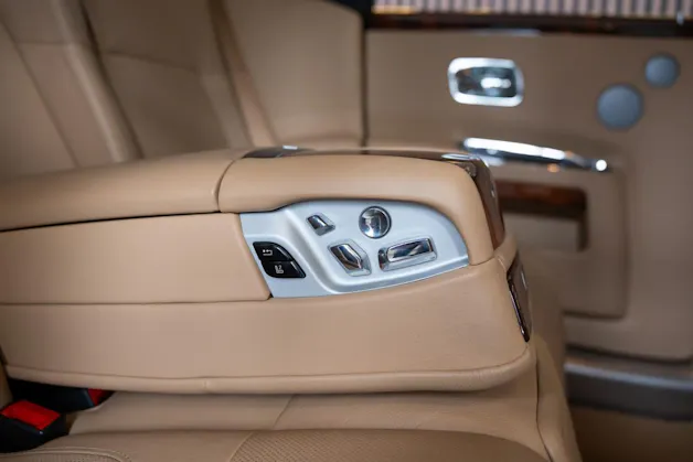 Rolls Royce ROLLS-ROYCE Ghost 6.6 V12