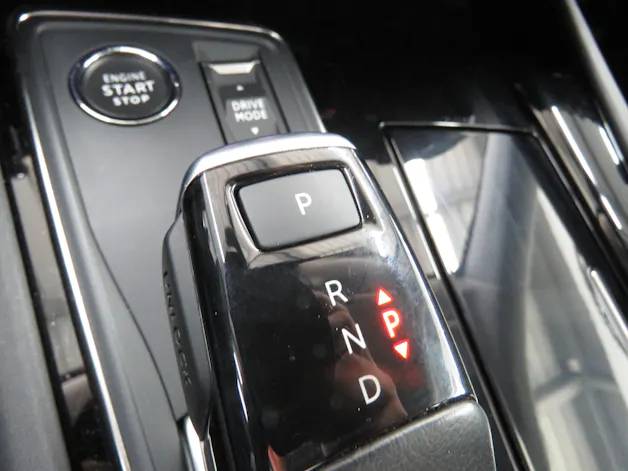 PEUGEOT 508 SW 1.2 Pure Tech Allure Pack EAT8 (Automat)